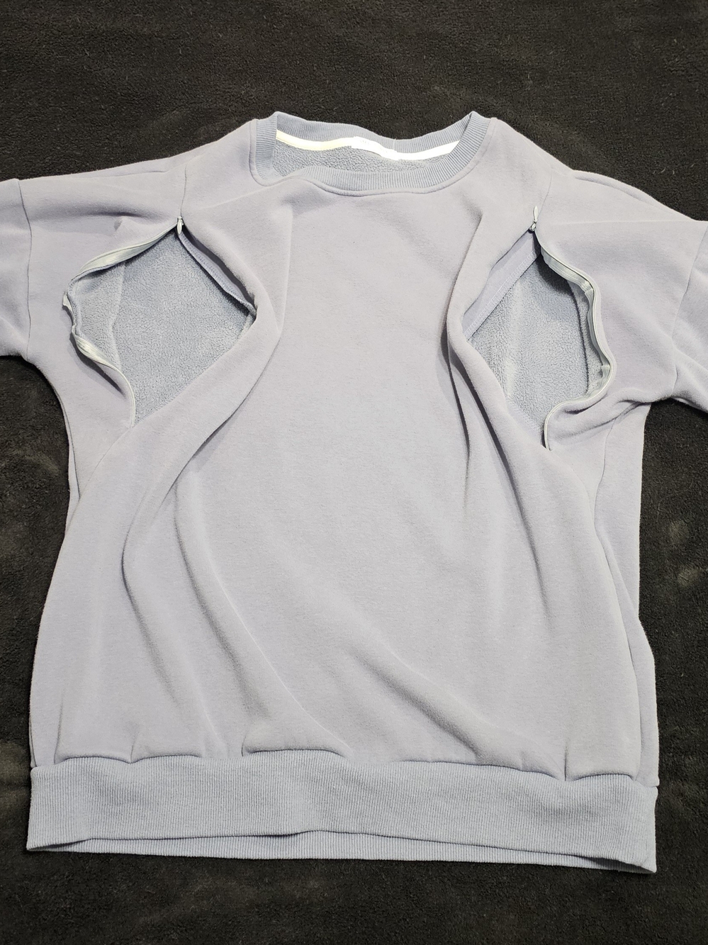Women’s Light Blue-Gray Nursing Crewneck Sweatshirt with Discreet Side Openings